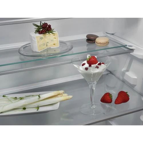 Frigorífico Combinado Encastrável AEG NSC7P751ES | 188,4x69,6x54,9 cm | 376 L | E | Branco - Image 7