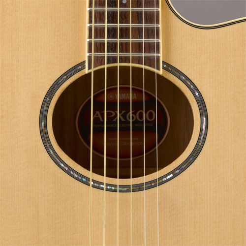 Guitarra Folk APX600 Natural Yamaha - Image 3