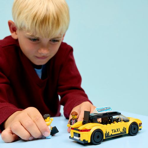 LEGO® City 60487 - Táxi Amarelo - Image 2