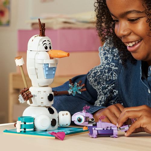 LEGO® Disney Princess 43287 - Piquenique Divertido com o Olaf e Bruni - Image 2