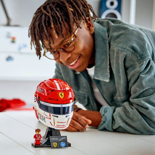 LEGO® Editions Fórmula 1 43014 - Capacete Scuderia Ferrari HP de Charles Leclerc - Image 7
