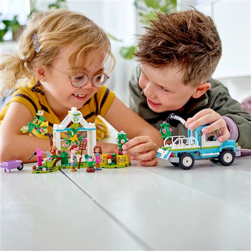LEGO Friends 41707 Veículo de Plantação de Árvores - Image 9
