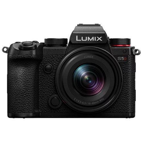 Máquina Fotográfica Mirrorless Panasonic Lumix DC-S5D + S 18-40mm F4.5-6.3