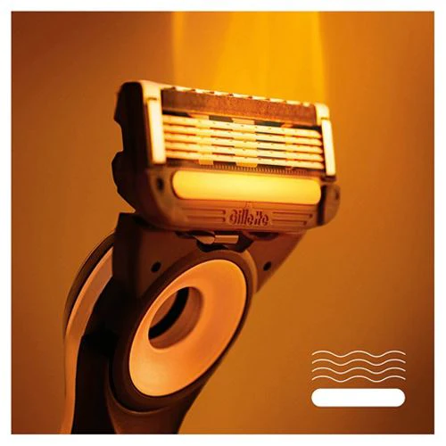 Máquina de Barbear GilletteLabs Heated Razor - Starter Kit - Image 5