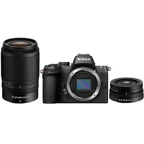 Máquina Fotográfica Mirrorless Nikon Z50 II + Z DX 16-50mm F3.5-6.3 VR + Z DX 50-250mm F4.5-6.3 VR