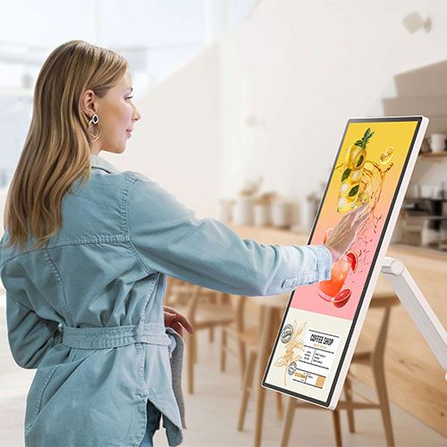 Smart Monitor LG Swing 32U889SA-W | Tátil 31,5'' | 60 Hz | 4K UHD - Image 19