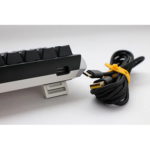 Teclado Gaming Mecânico Ducky ONE 3 Classic Mini RGB - Layout PT - MX Brown - Image 6